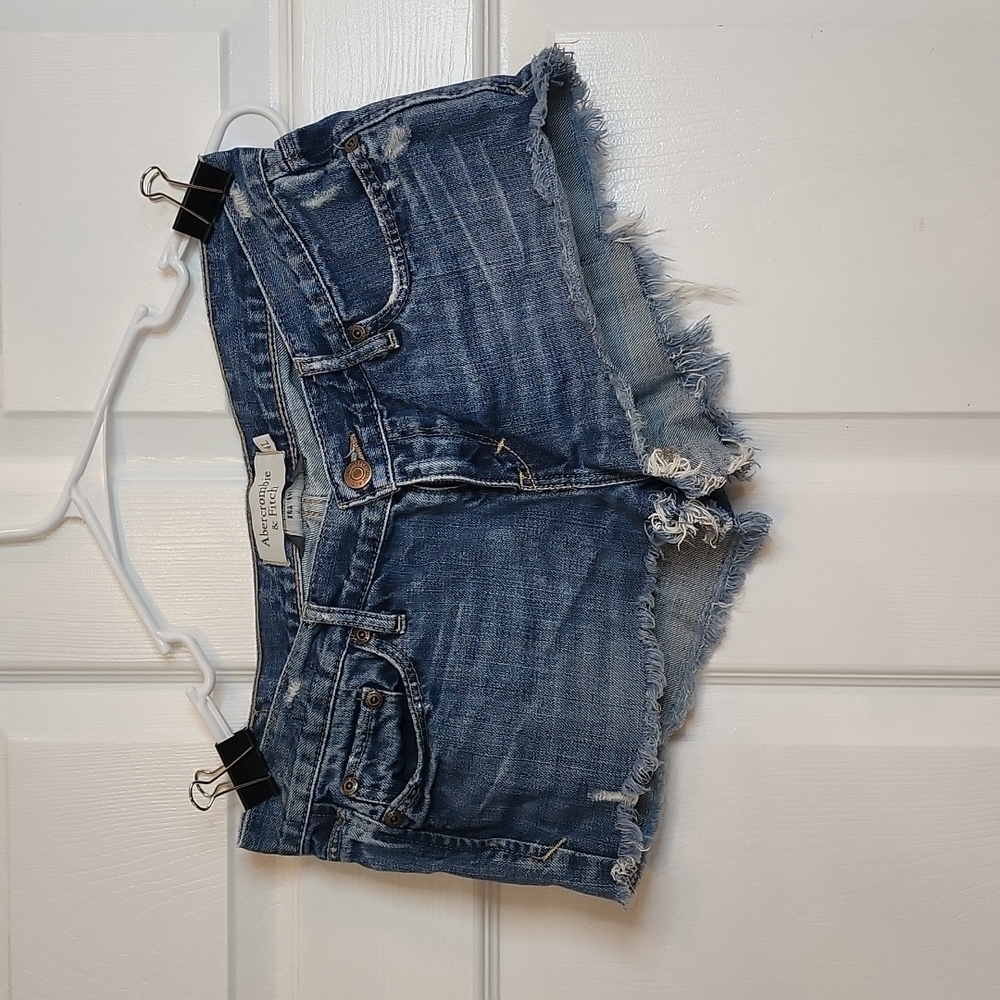 Abercrombie and Fitch distressed style, cut off shorty shorts size 4 - Picture 1 of 2